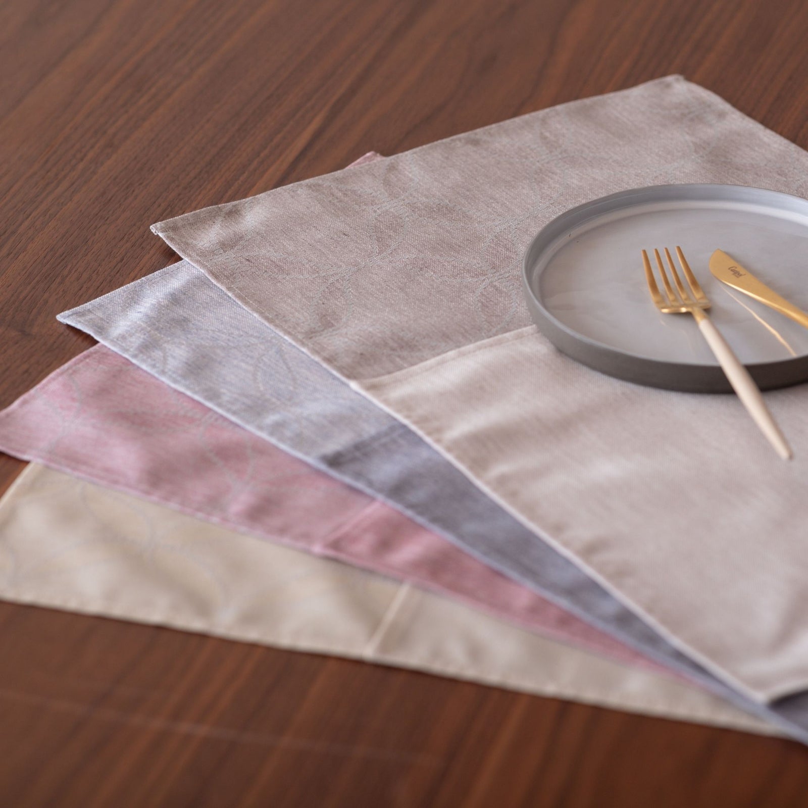 gift set（Luncheonmat&plate）／ギフトセット（ランチョンマット